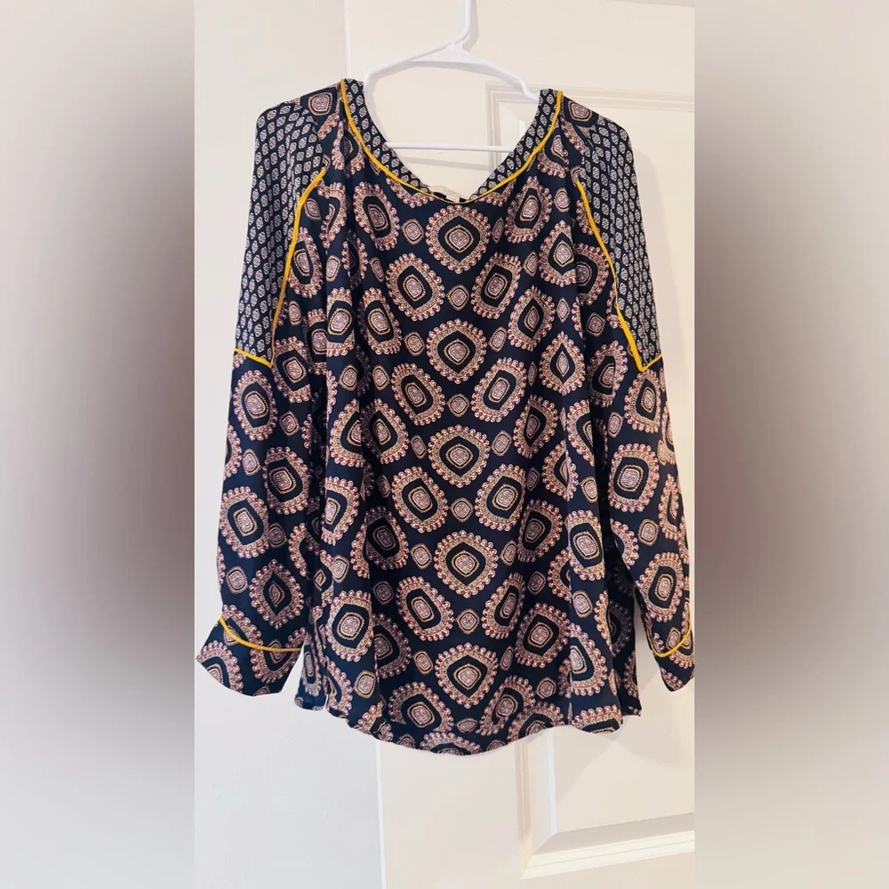 LOFT Navy and Gold Geometric Blouse - Picture 2 of 8